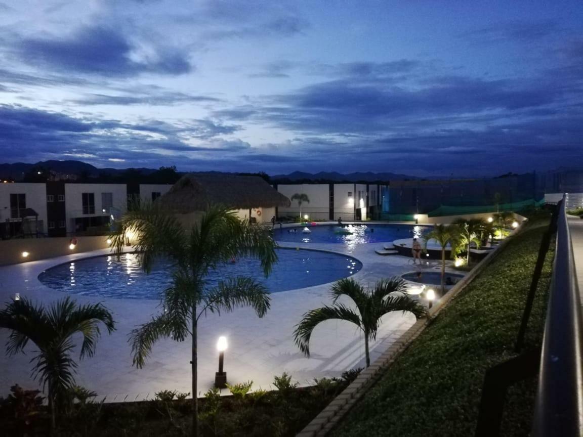 Casa Vacacional Bahia Solero Girardot
